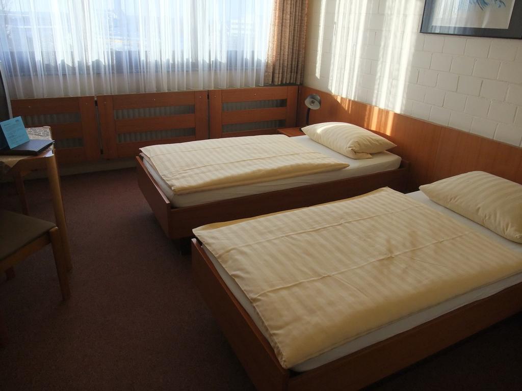 Rtb-Hotel - Sportschule برجيش جلادباخ الغرفة الصورة