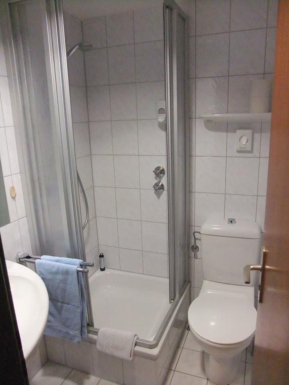Rtb-Hotel - Sportschule برجيش جلادباخ الغرفة الصورة