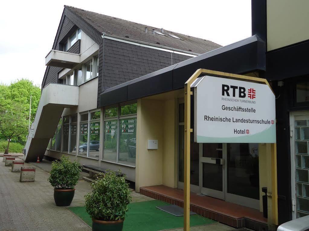 Rtb-Hotel - Sportschule برجيش جلادباخ المظهر الخارجي الصورة