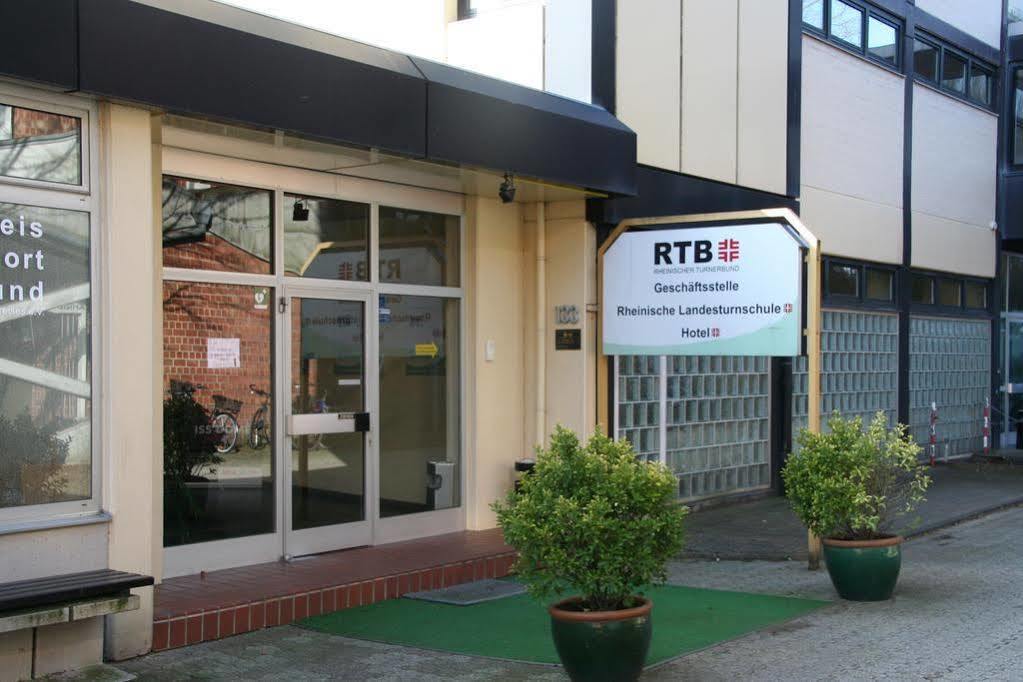 Rtb-Hotel - Sportschule برجيش جلادباخ المظهر الخارجي الصورة
